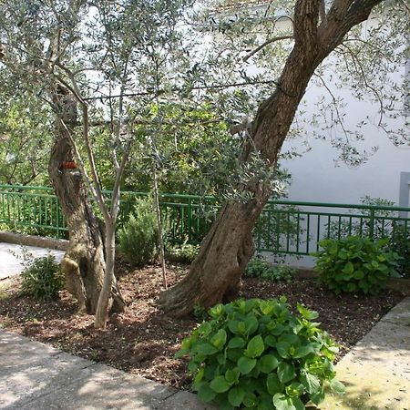 Apartments And Rooms By The Sea Zaostrog, Makarska - 2661 Exterior photo