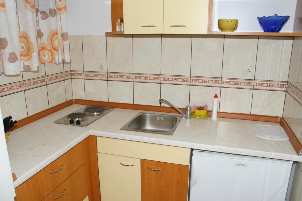 Apartments And Rooms By The Sea Zaostrog, Makarska - 2661 Exterior photo